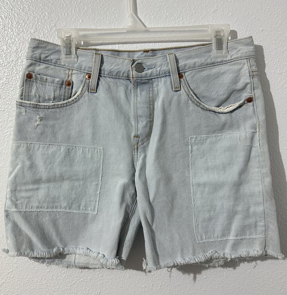 Levi’s 501 Womens Size 26 Button Fly Distressed Shorts Classic Y2K 6” Inseam